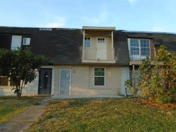 12042 Beechnut Street, Houston, TX 77072