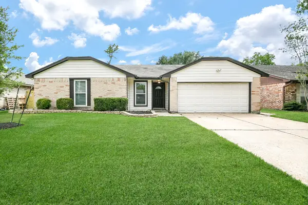 11911 Fallbrook Drive, Houston, TX 77065