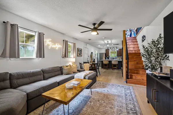 14302 Holland Road, Dickinson, TX 77539