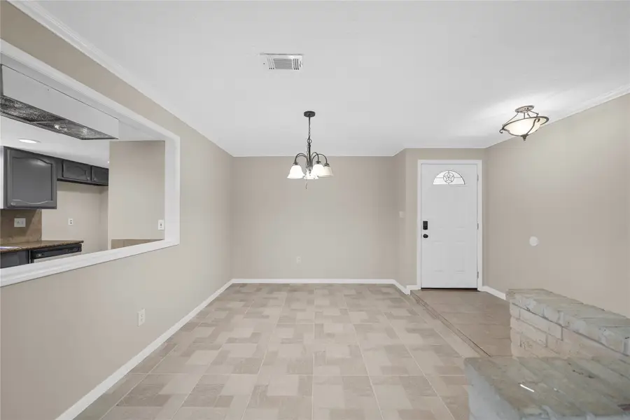 16306 Forest Bend Avenue, Friendswood, TX 77546 - #2