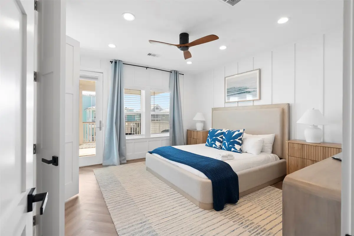 3807 Neptune, Galveston, TX 77554 - Image #1