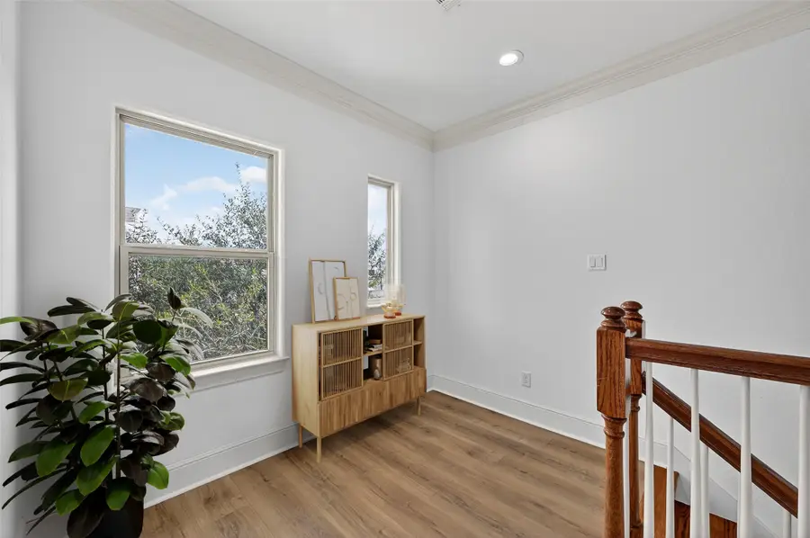 2407 Radcliffe Street, Houston, TX 77007 - Image #3