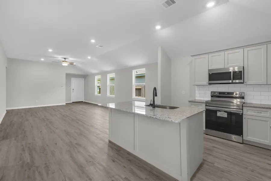 18737 Loom Drive, Conroe, TX 77306 - #3