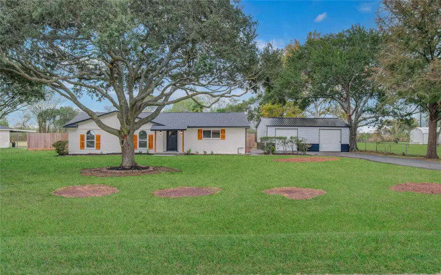 12011 Cherry Point Drive, Monterey Belvieu, TX 77535 - Image #2