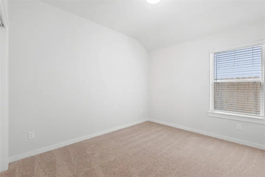 3210 Emeral Hills Dr, Angleton, TX 77515 - Image #3