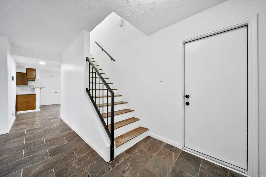 22214 Meadowhill Drive, Spring, TX 77389 - Image #3