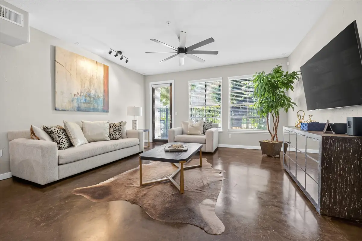 2216 Chenevert Street #7, Houston, TX 77003 - #1