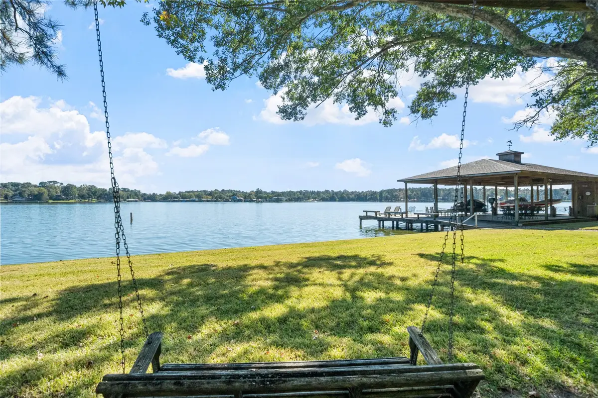 15144 Paradise View Drive, Willis, TX 77318 - Image #1