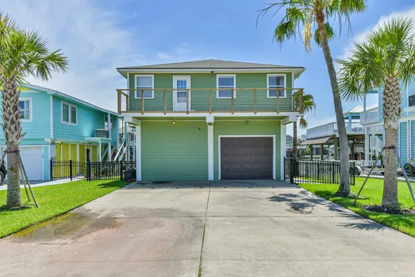 1823 Tiki Drive, Galveston, TX 77554