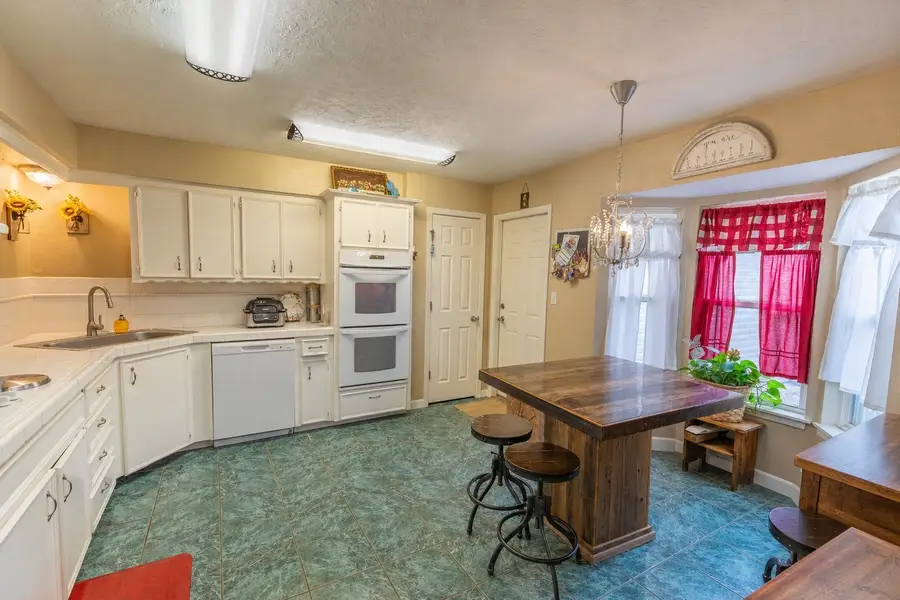 116 Briarwood Lane, Bellville, TX 77418 - #3