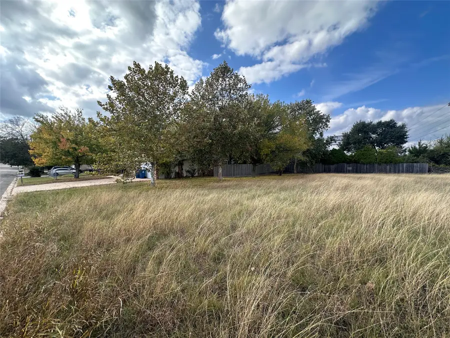 1809 Neal Street, Navasota, TX 77868 - Image #2