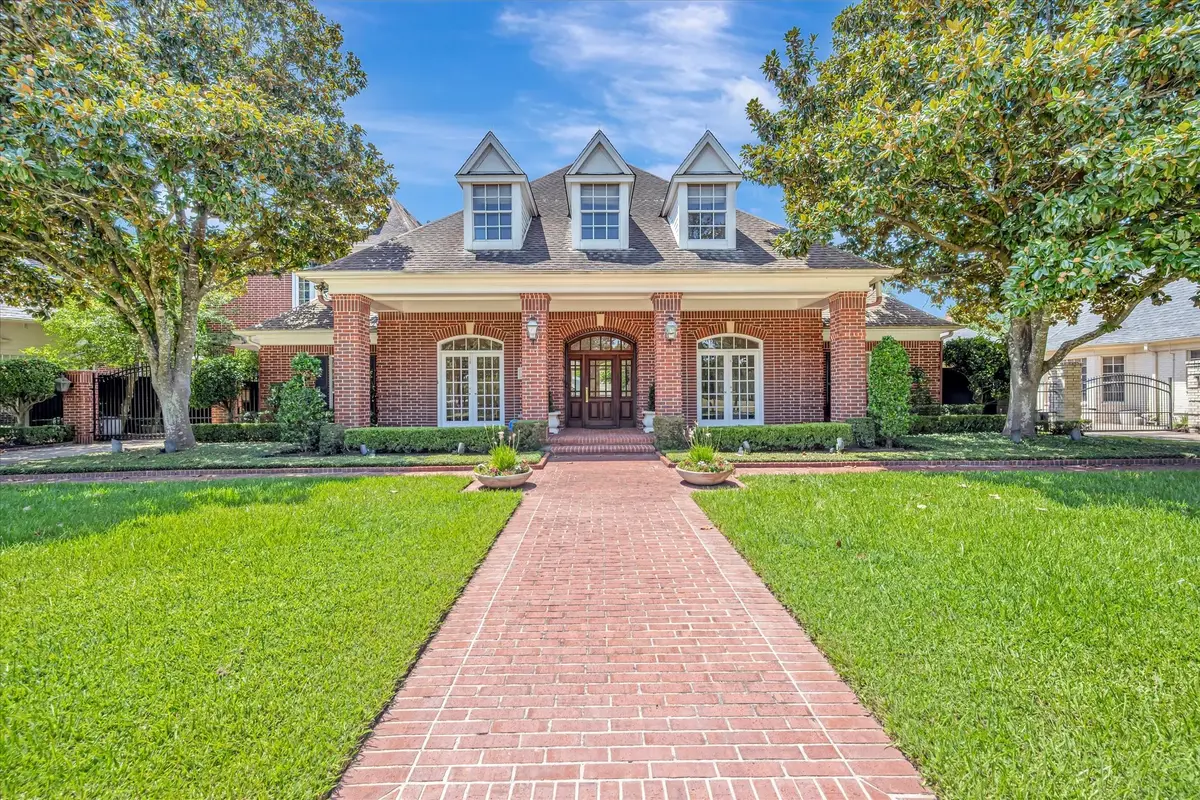 2203 Pineloch Drive, Houston, TX 77062 - #1
