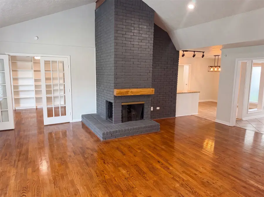 14923 Aspen Hills Drive, Houston, TX 77062 - #3