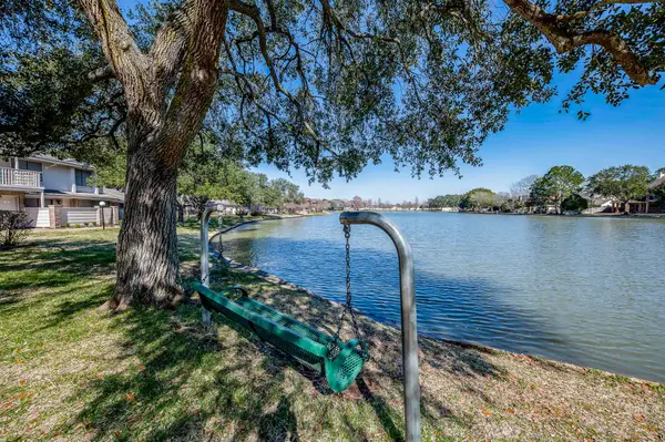 2711 Grants Lake Boulevard #202, Sugar Land, TX 77479