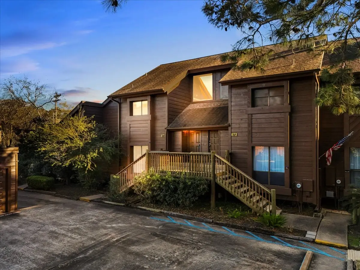 671 Davis Road, League City, TX 77573 - Image #1