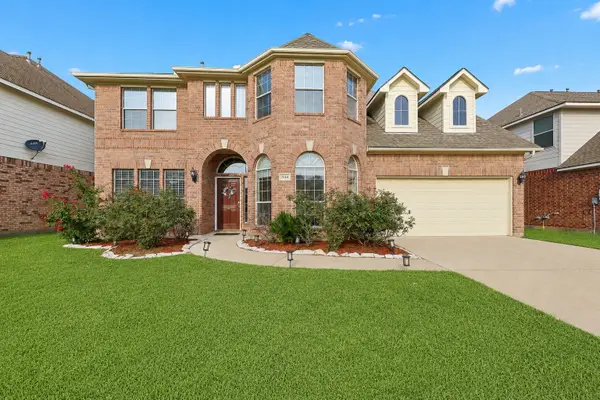 2614 Sunset Lake Drive, Sugar Land, TX 77478