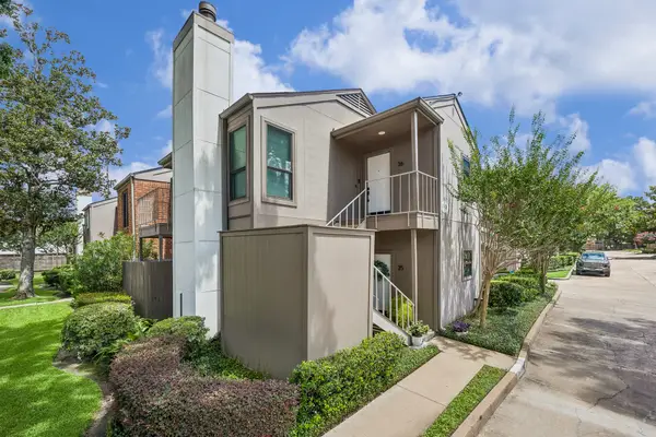 1201 Bering Drive #36, Houston, TX 77057