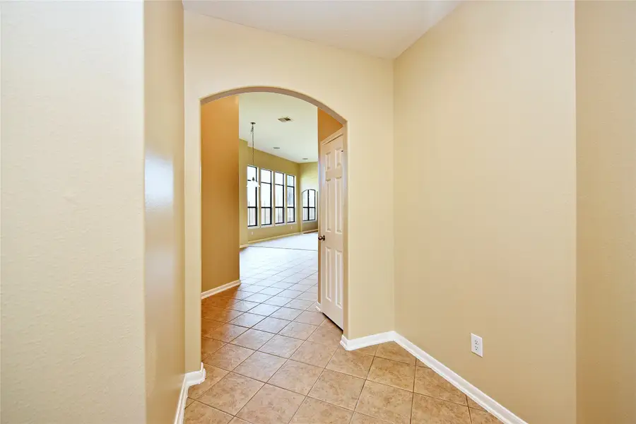 29703 Meridian Hill Drive, Spring, TX 77386 - Image #3