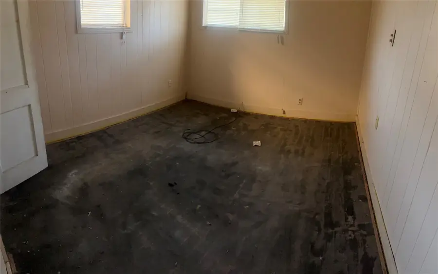 717 W 17th Street, Port Arthur, TX 77640 - Image #2