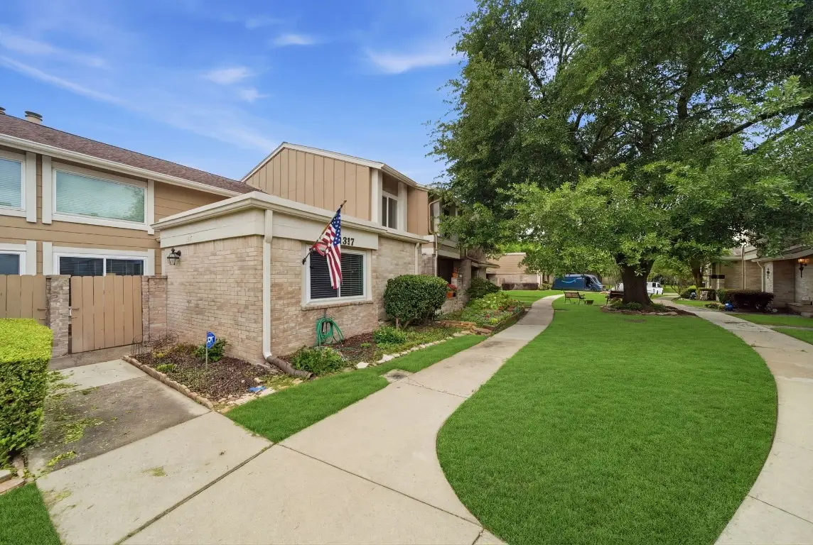 11517 Village Place Drive #152, Houston, TX 77077 - #1