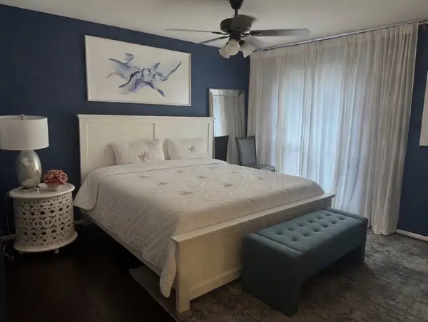 8521 Hearth Dr #3, Houston, TX 77054