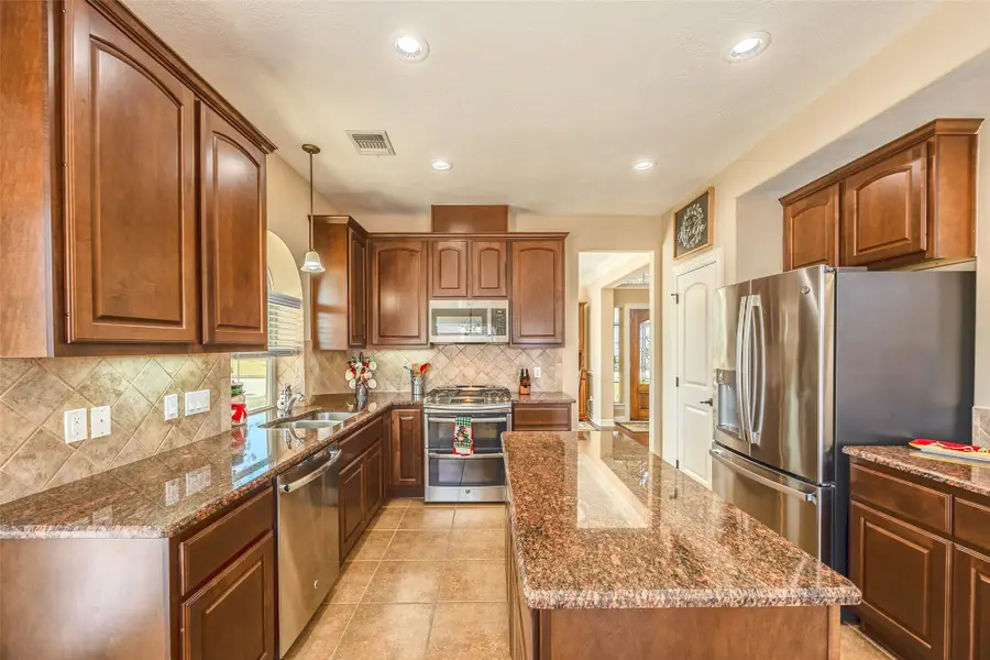 1905 Rosenbaum, Brenham, TX 77833 - Image #3