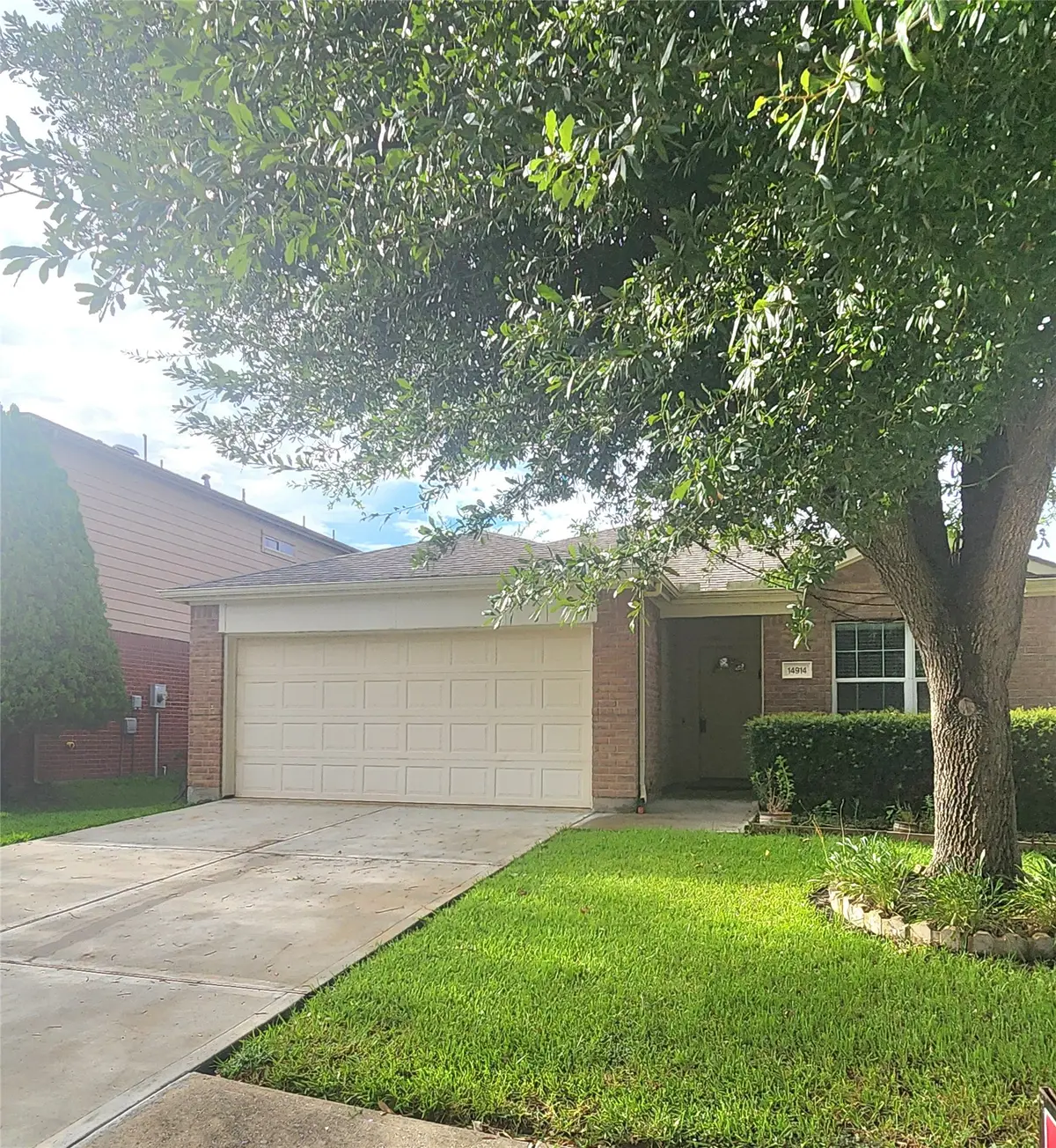 14914 Sugarhollow Drive, Sugar Land, TX 77498 - #1