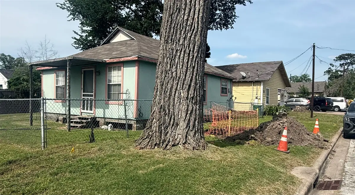 4202 Gano Street, Houston, TX 77009 - #1