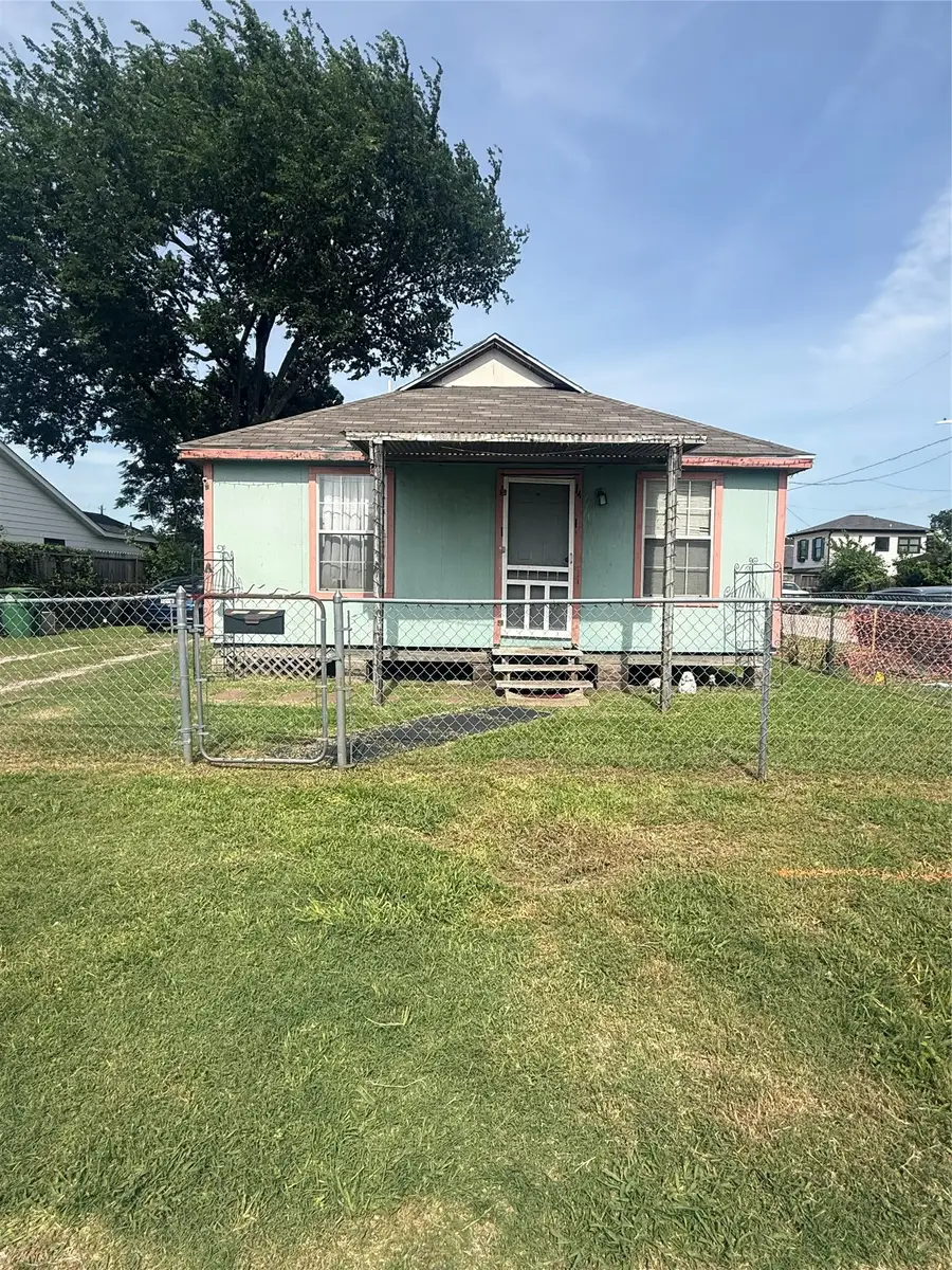 4202 Gano Street, Houston, TX 77009 - #2