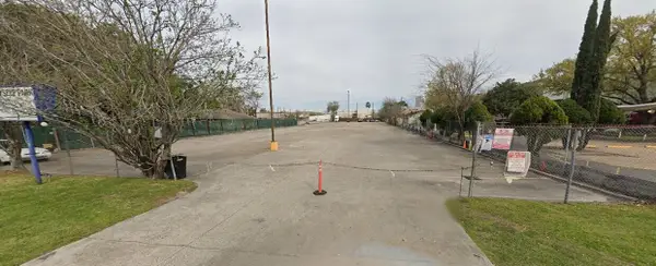 6022 Fairdale Lane, Houston, TX 77057