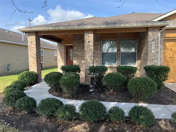 915 Wild Cotton Road, Rosenberg, TX 77471