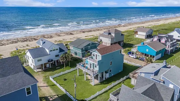 21233 Gulf Drive, Galveston, TX 77554