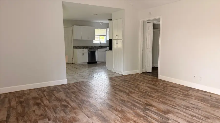 24710 Hunters Hollow Drive, Southeast Montgomery, TX 77380 - Image #3