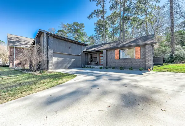 172 Park Way, Conroe, TX 77356