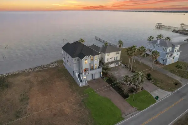 1406 Todville Road, Seabrook, TX 77586