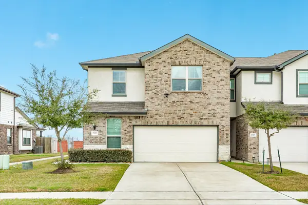 7117 Elgin Street, Pearland, TX 77584