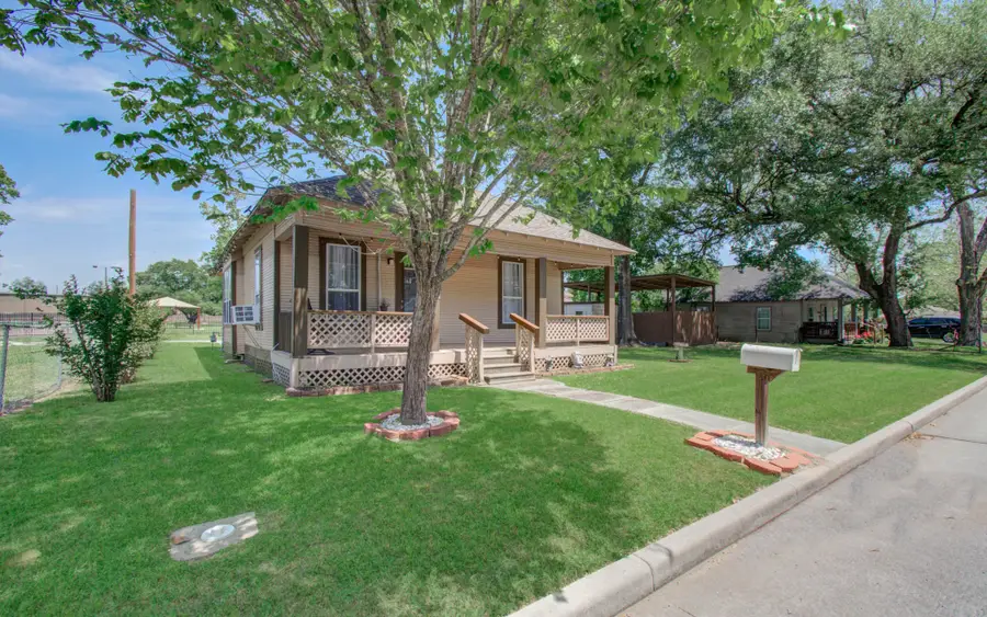 155 Davis Street, Humble, TX 77338 - Image #3