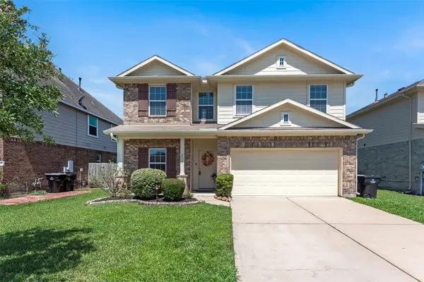 2073 Lepper Street, Alvin, TX 77511