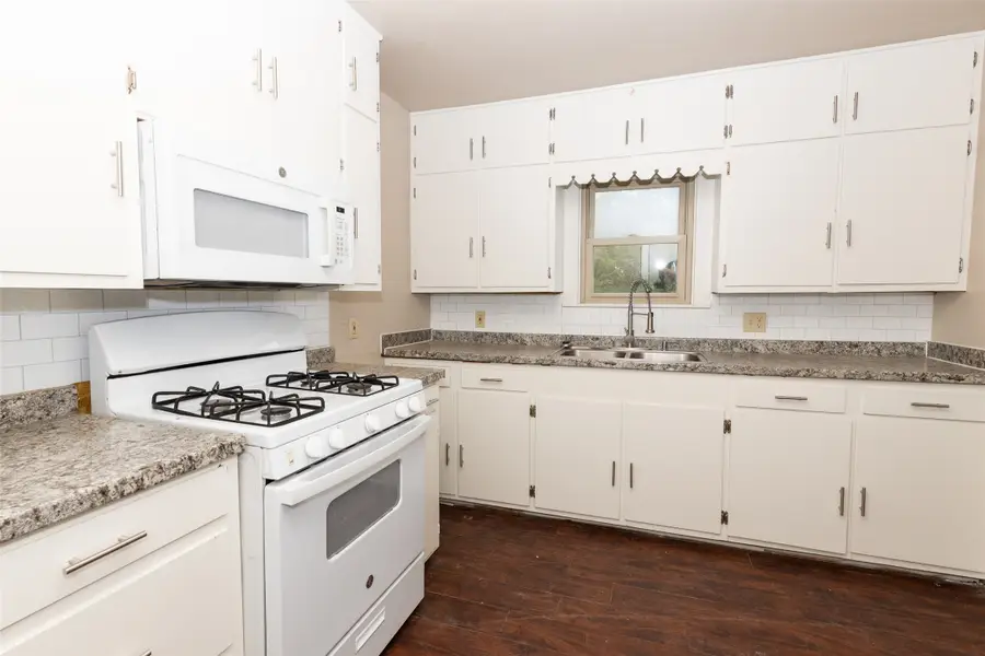 1153 Main Street, Lincoln, TX 78948 - #2