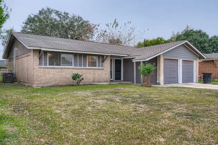 3919 Rosebud Drive, Houston, TX 77053 - Image #2