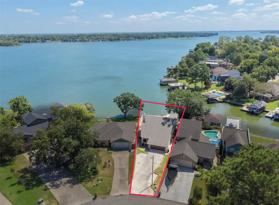 764 Lake View Drive, Montgomery, TX 77356 - #3