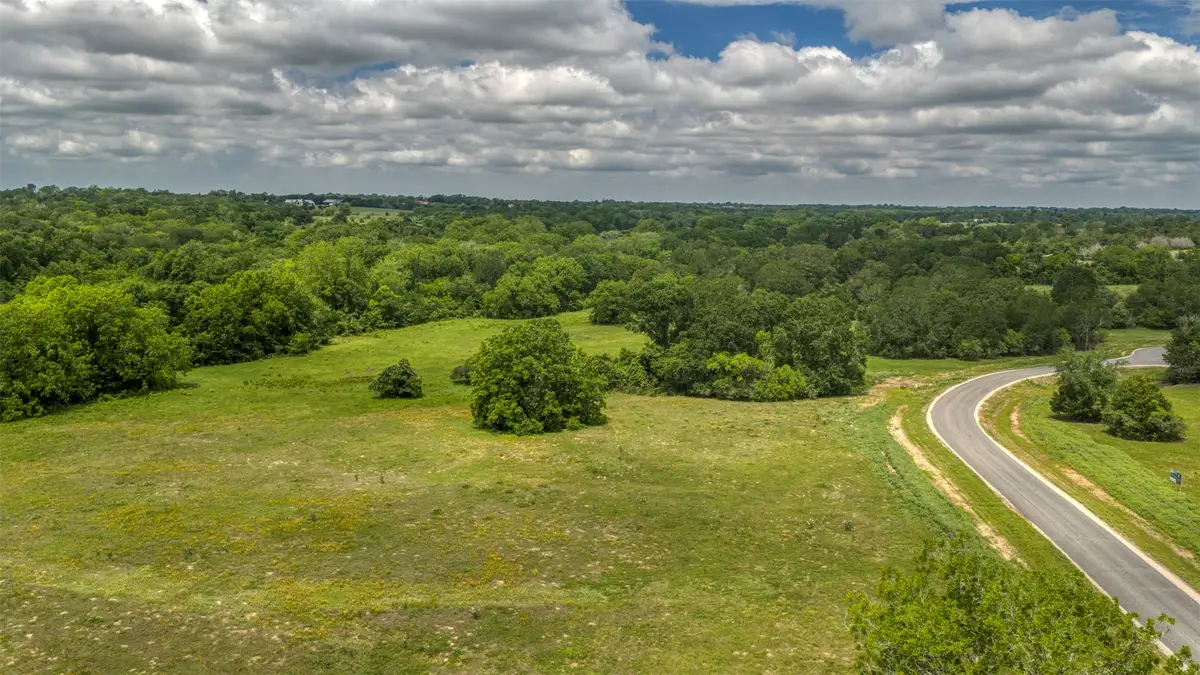 1-2 Creekview Trail, Brenham, TX 77833 - #1