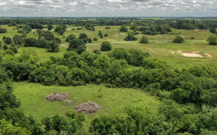 1-2 Creekview Trail, Brenham, TX 77833 - #2