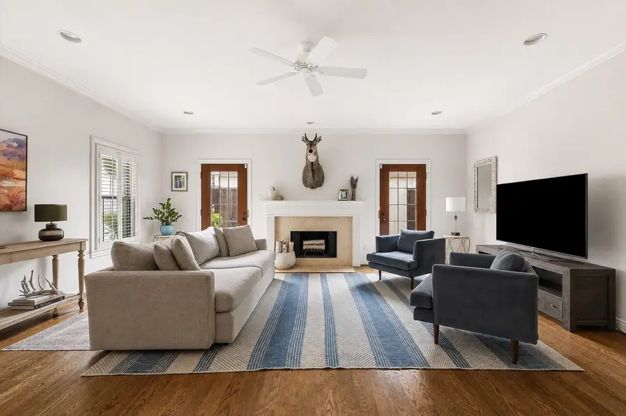 1006 Augusta Drive #123, Houston, TX 77057 - #2