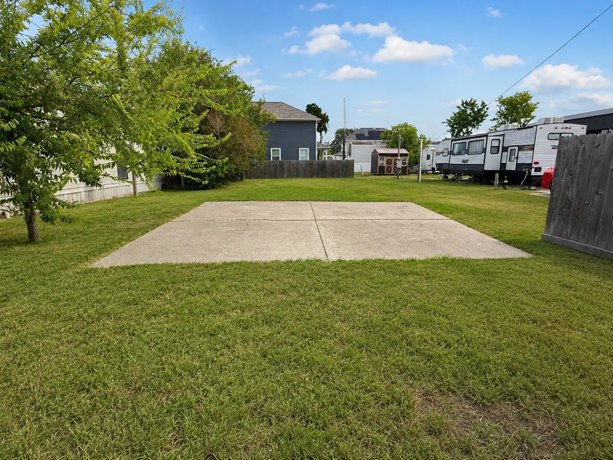 2739 Bay Oaks Harbor Drive, Baytown, TX 77523 - #1