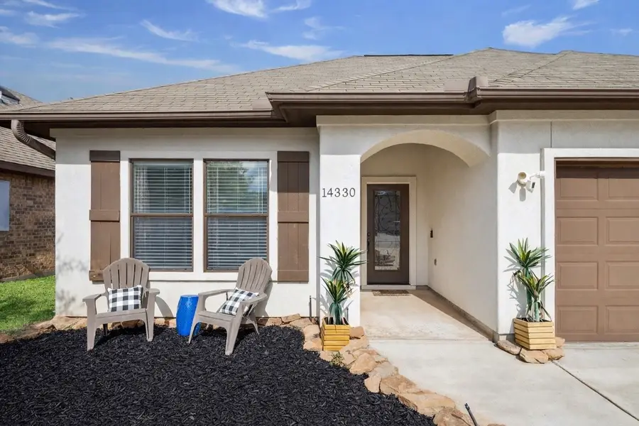 14330 S Summerchase Circle, Willis, TX 77318 - Image #2