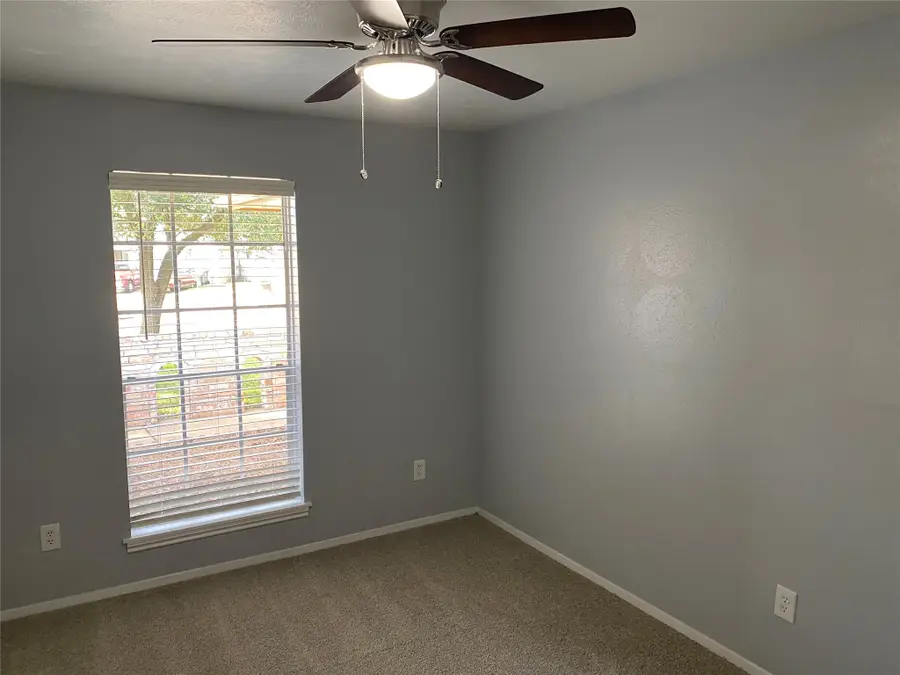 1534 Alderbrook Drive, Sugar Land, TX 77498 - #2