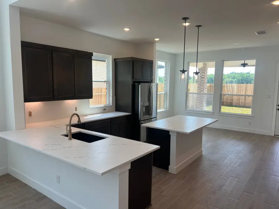 2418 Garden Arbor, Tomball, TX 77375 - #2