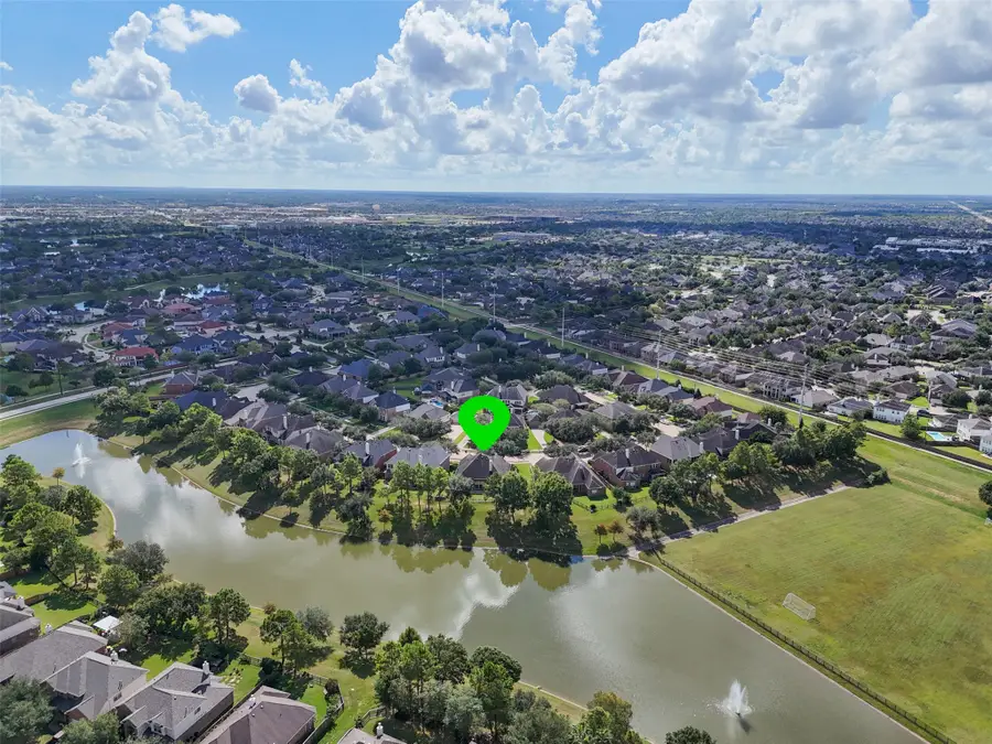 12515 Stoney Creek Drive, Pearland, TX 77584 - Image #3