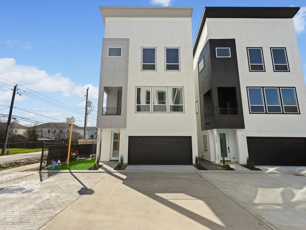 4709 Thornton Villas Lane, Houston, TX 77018 - Image #1